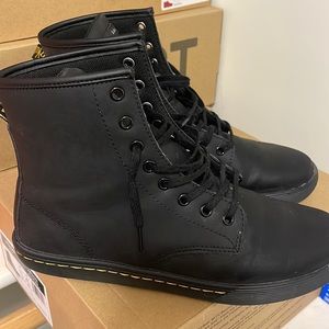 Dr Martens worn several times